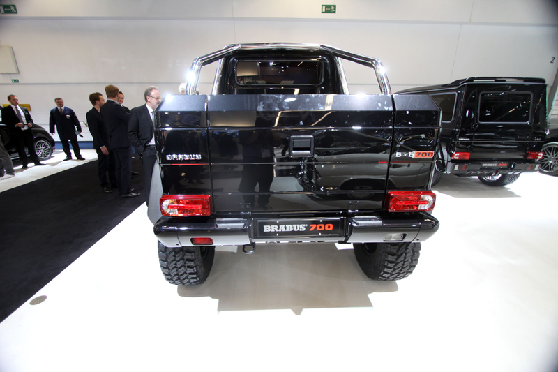 Illustration for article titled The Brabus B63S-700 Is A $755K Six-Wheeled Luxury World Murderer